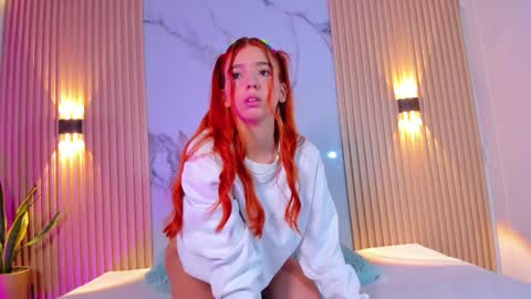 A L A N A  online show from October 5, 2:22 pm