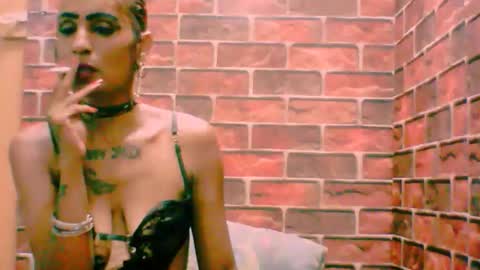 alana_del_ray online show from April 2, 5:54 pm