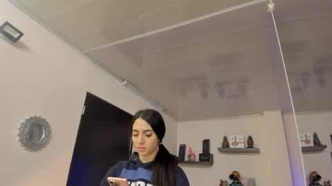 Maeve  online show from January 22, 11:01 am