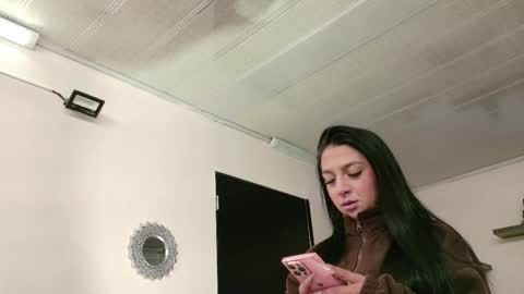 Maeve  online show from September 17, 11:08 am