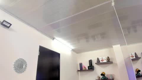 Maeve  online show from February 19, 10:45 am