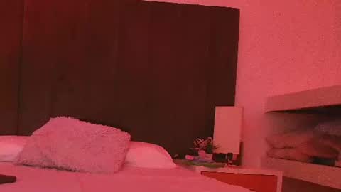 ALANA PETITE online show from July 4, 12:56 pm