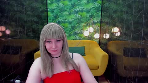 Alana online show from January 4, 2:04 pm