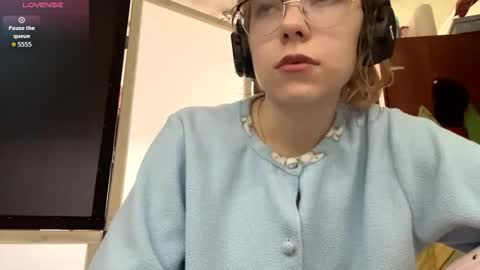 Stella online show from September 12, 9:29 am