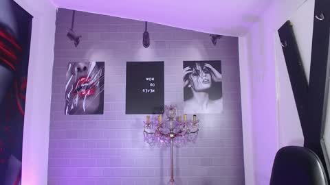 Alice in wonderland online show from November 25, 8:31 pm