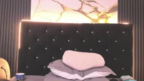 Alejandra Lopez online show from March 1, 5:12 pm