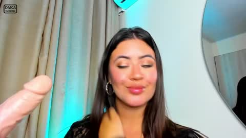 Aleja Moore online show from April 1, 9:21 am