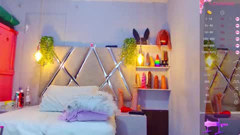 alejandra martins online show from November 7, 3:45 am