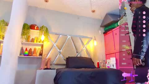 alejandra martins online show from February 17, 4:56 am