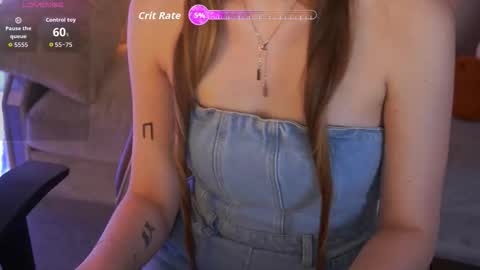 aleksaloree online show from March 25, 5:05 pm