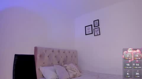 Alesay online show from November 19, 5:40 am