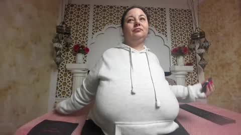 alesha_arabian_ online show from February 18, 5:39 am