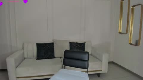 ALESSA ROMERO  online show from February 21, 8:53 pm