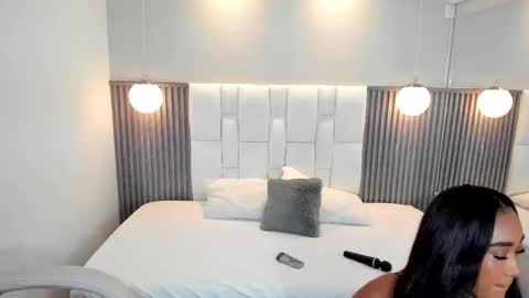 Yy  online show from March 8, 2:32 am