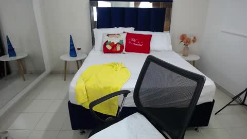 ALESSIA online show from January 4, 3:39 pm