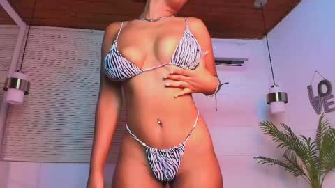 Alejandra  online show from September 10, 11:54 am