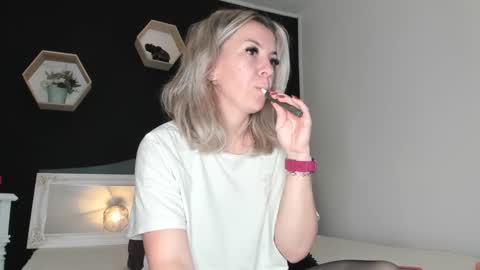 alesys69 online show from March 9, 10:19 pm