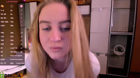 Alexa online show from December 4, 12:36 pm