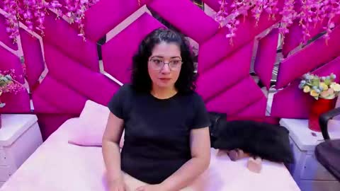 alexa sanz online show from December 4, 10:43 pm