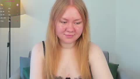 alexaabee online show from June 27, 8:26 am