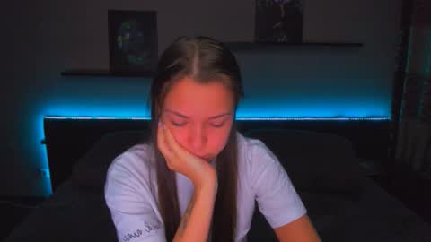 angel online show from December 17, 12:38 am