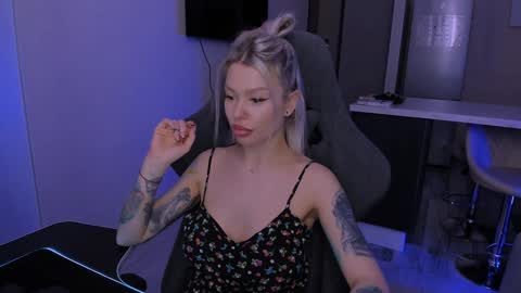 Alexa Mason online show from February 7, 2:40 am