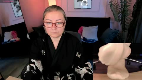 Alexandra online show from June 3, 8:58 pm