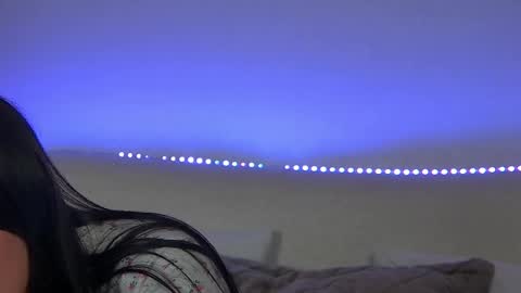 AlexandraBloom online show from March 3, 4:32 am