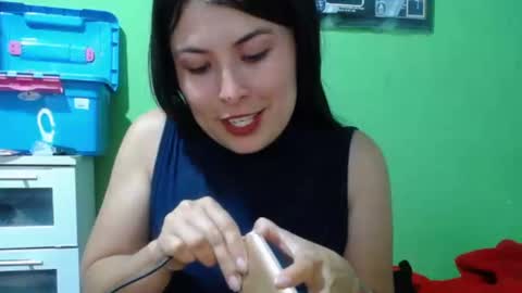 alexandrasaen online show from January 4, 11:38 pm