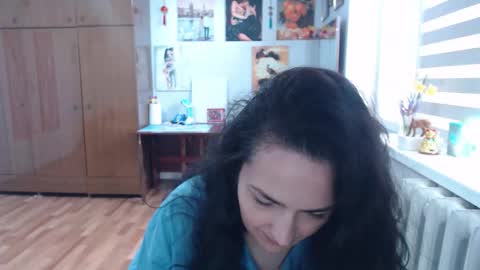 AlexisMillers online show from April 6, 11:22 am