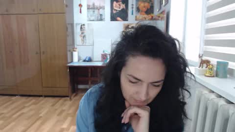 AlexisMillers online show from April 9, 10:31 am