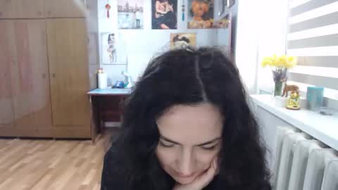 AlexisMillers online show from April 4, 8:57 am