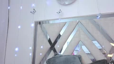 Carolina Join The Fan Club  online show from September 19, 1:59 am