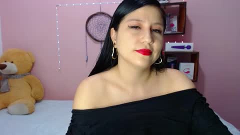 alixia online show from March 4, 10:38 pm