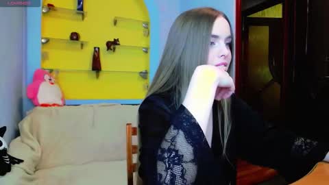 alice online show from March 5, 10:16 pm