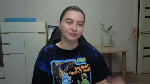 Alice online show from April 7, 4:58 am