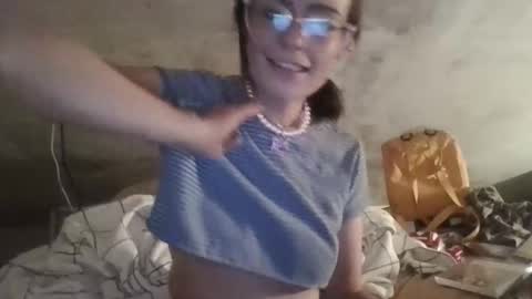 alice_sinn online show from October 24, 4:52 am
