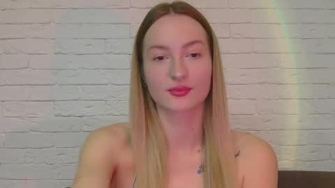 Alice online show from October 26, 4:24 pm