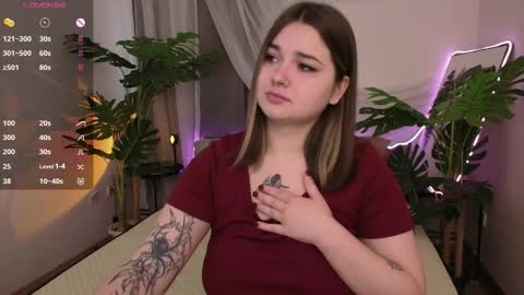 Alice  online show from September 24, 2:49 pm