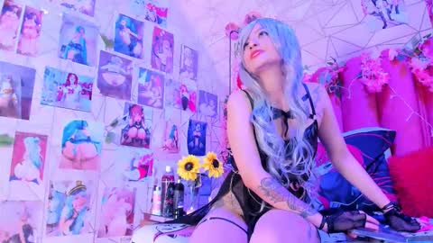     online show from September 15, 8:16 pm