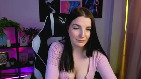 alicechanell online show from March 21, 8:19 am