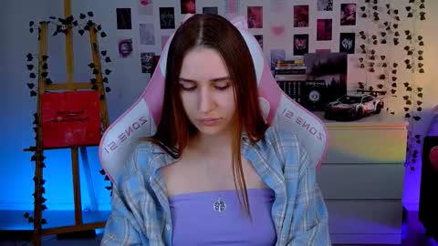 alicecharmy online show from October 8, 7:13 am