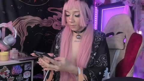 Alice  online show from May 2, 1:31 am