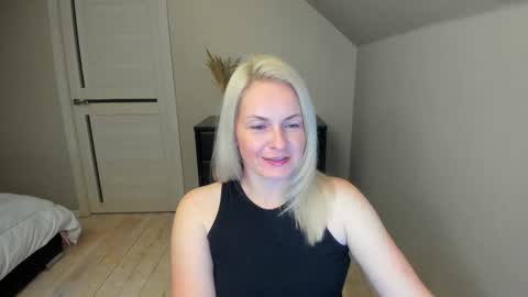 Alicee online show from October 11, 7:27 pm