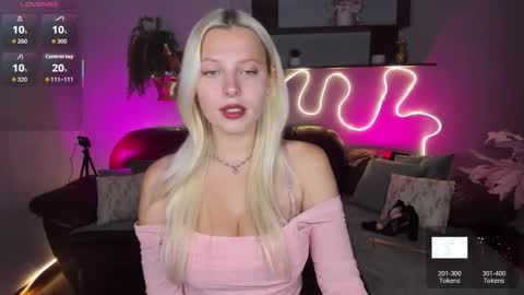 Alice online show from September 12, 11:39 am