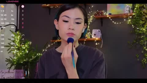 Alice  vacation  online show from December 28, 7:33 pm