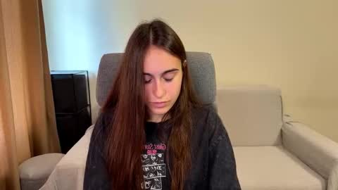 alicekollt online show from September 20, 11:30 am