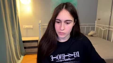 alicekollt online show from July 5, 8:03 pm