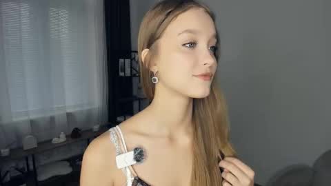 Serena online show from October 25, 8:00 am