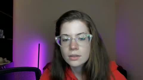 Alicia online show from March 11, 12:28 pm